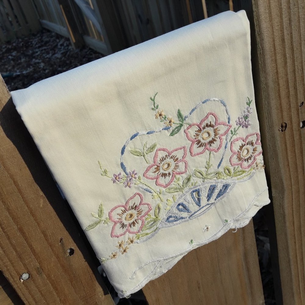 2 Embroidered Pillow Cases Antique Vintage Set